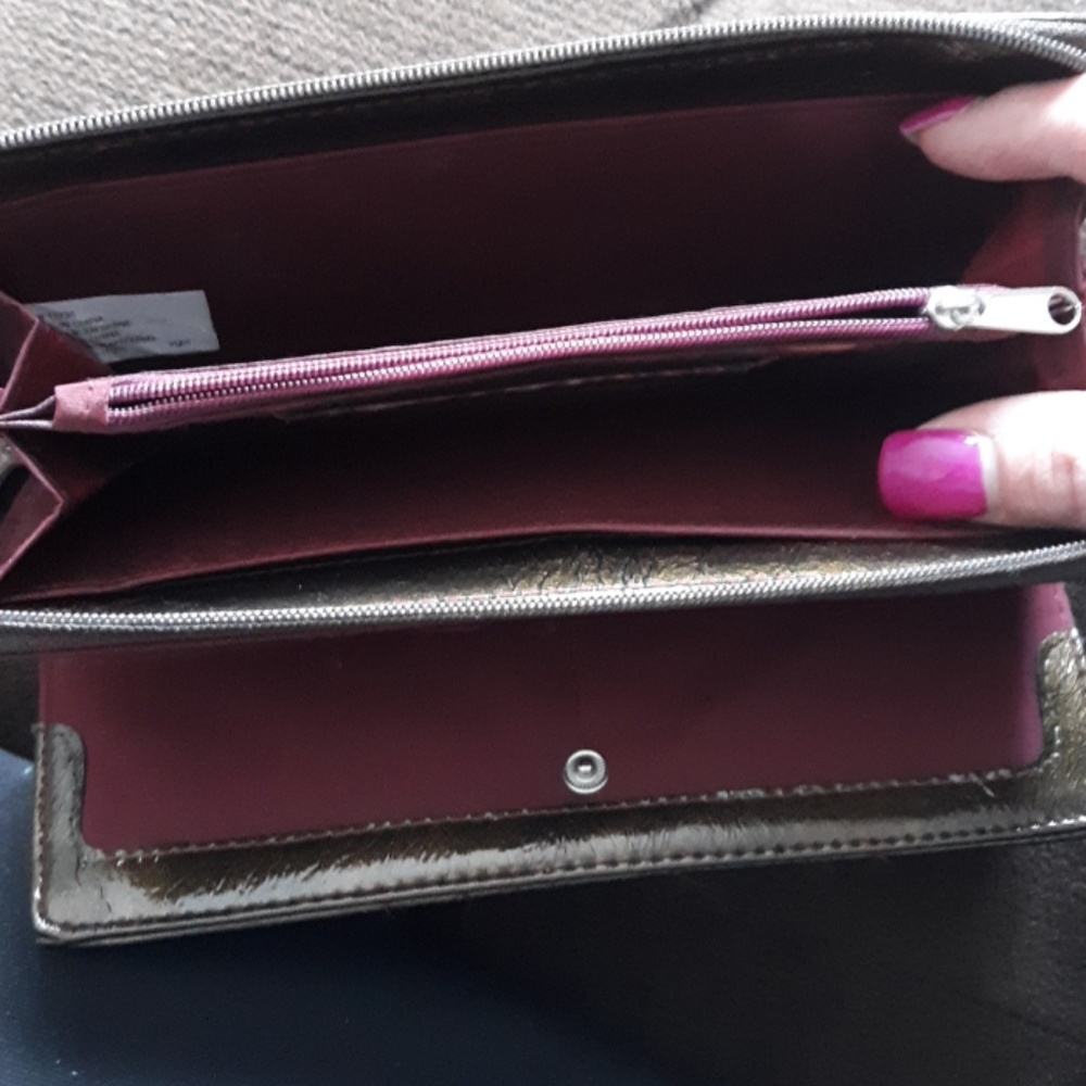 Wallet - Picture 3 of 3